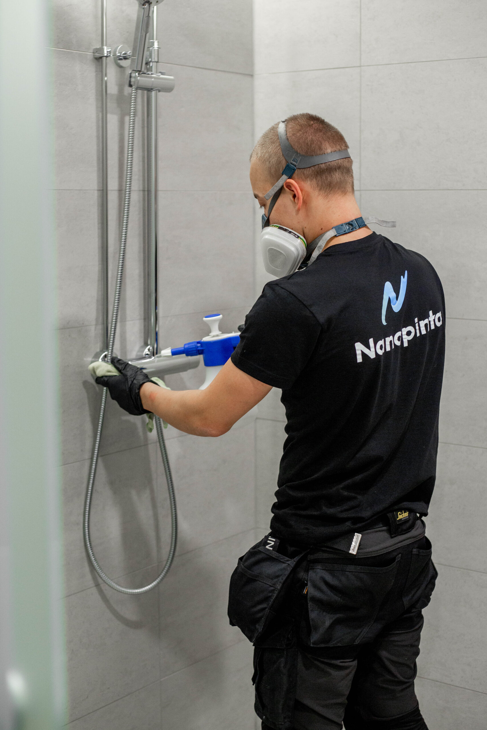 Nanopinnoitus kylpyhuoneen laatoille